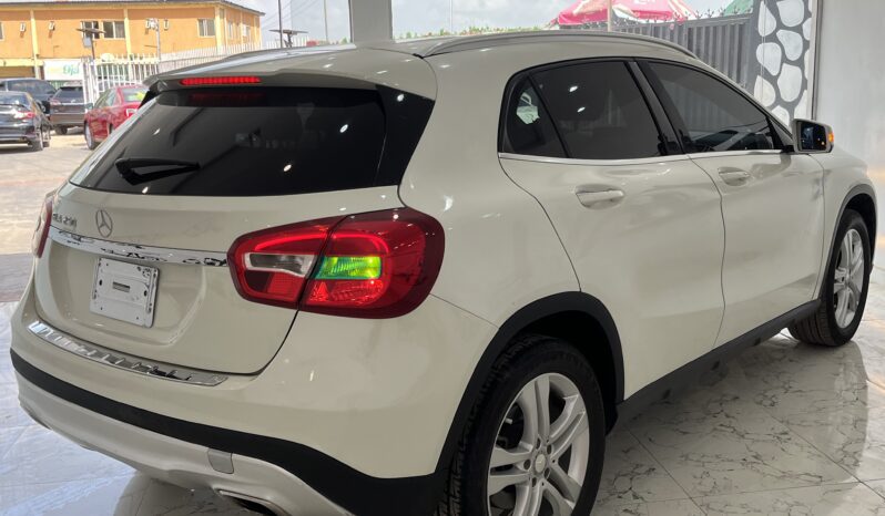 
								Mercedes-Benz GLA250 2016 Foreign Used – The Ultimate Luxury Compact SUV full									