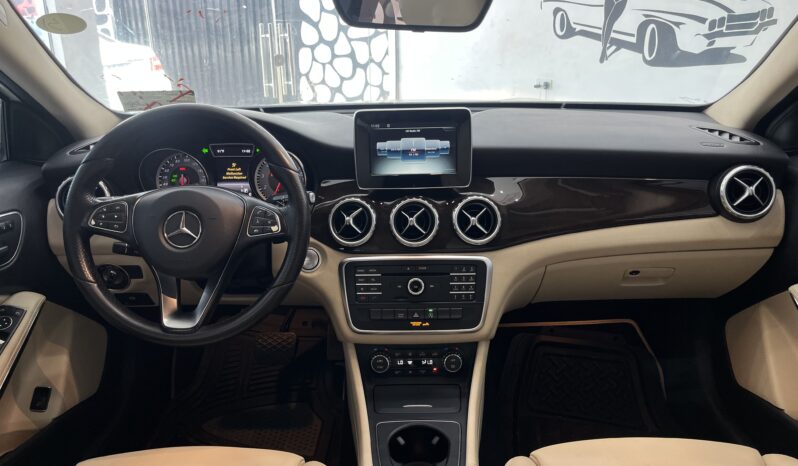 
								Mercedes-Benz GLA250 2016 Foreign Used – The Ultimate Luxury Compact SUV full									