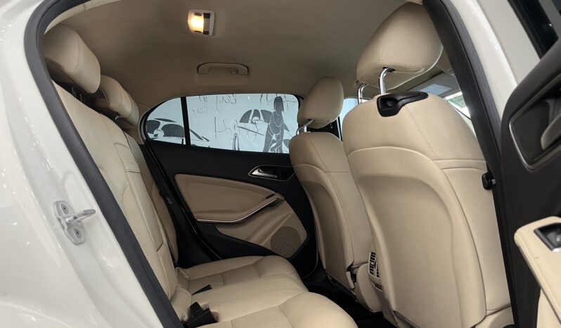 
								Mercedes-Benz GLA250 2016 Foreign Used – The Ultimate Luxury Compact SUV full									
