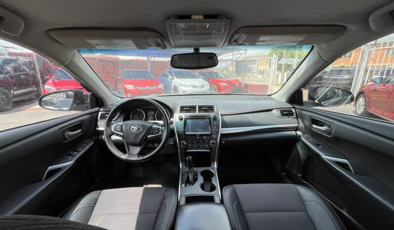 
								 Toyota Camry SE Foreign Used 2017 full									