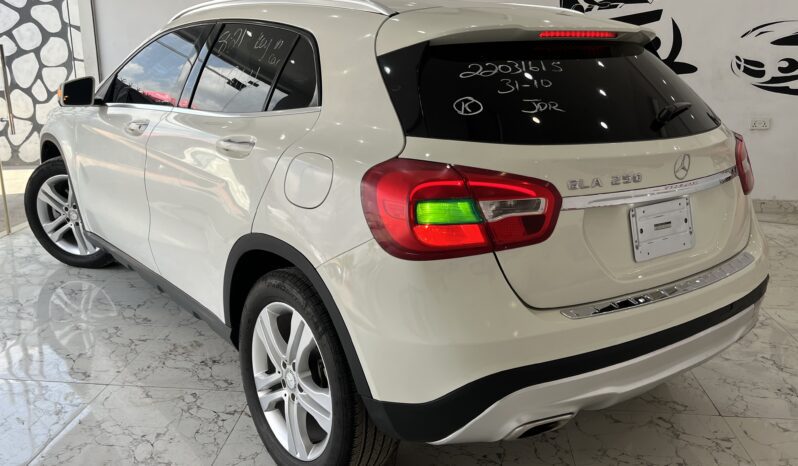 
								Mercedes-Benz GLA250 2016 Foreign Used – The Ultimate Luxury Compact SUV full									